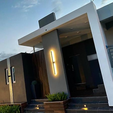 Pasavento - Modern Black Suite Camaceyes ภายนอก รูปภาพ